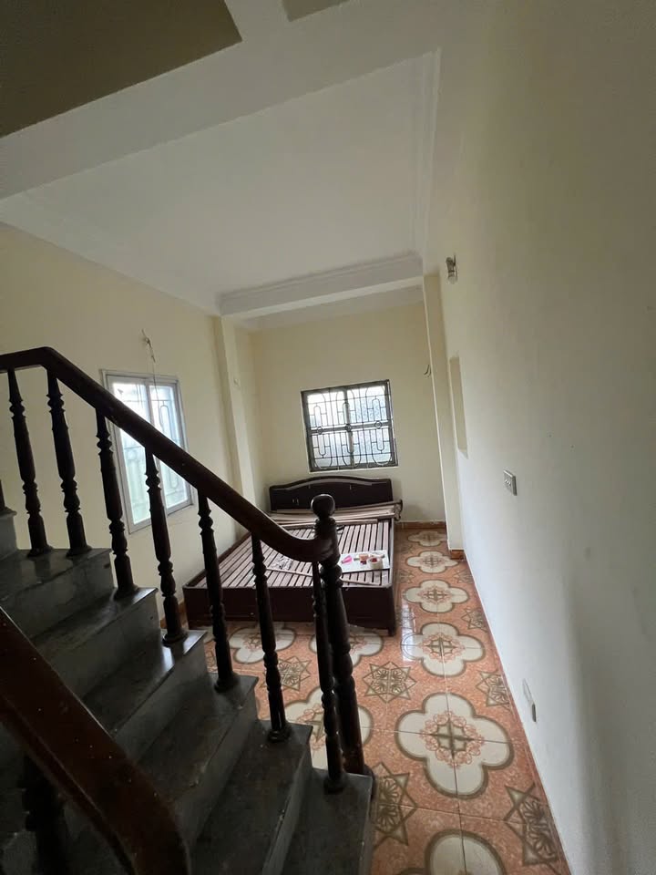 Nhà 4 tầng cho thuê tại Đống Đa, Hà Nội - Giá chỉ 6 triệu/tháng, không gian thoáng đãng!