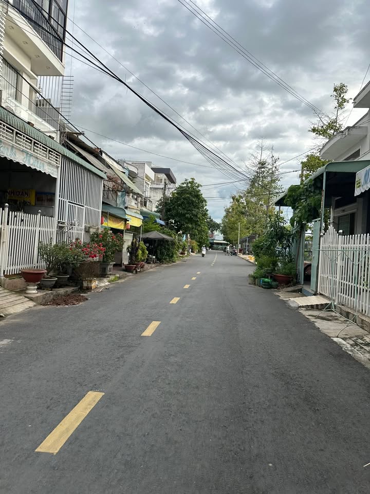 Nhà bán Hẻm Hà Hoàng Hổ, Phường Tân Châu, An Giang 95m² - Giá tốt, chính chủ!