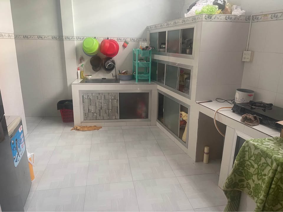 Nhà cấp 4 mặt tiền hẻm 2m tại phường Nguyệt Hóa, Vĩnh Long - Diện tích 208m², giá 1.4 tỷ, thương lượng!