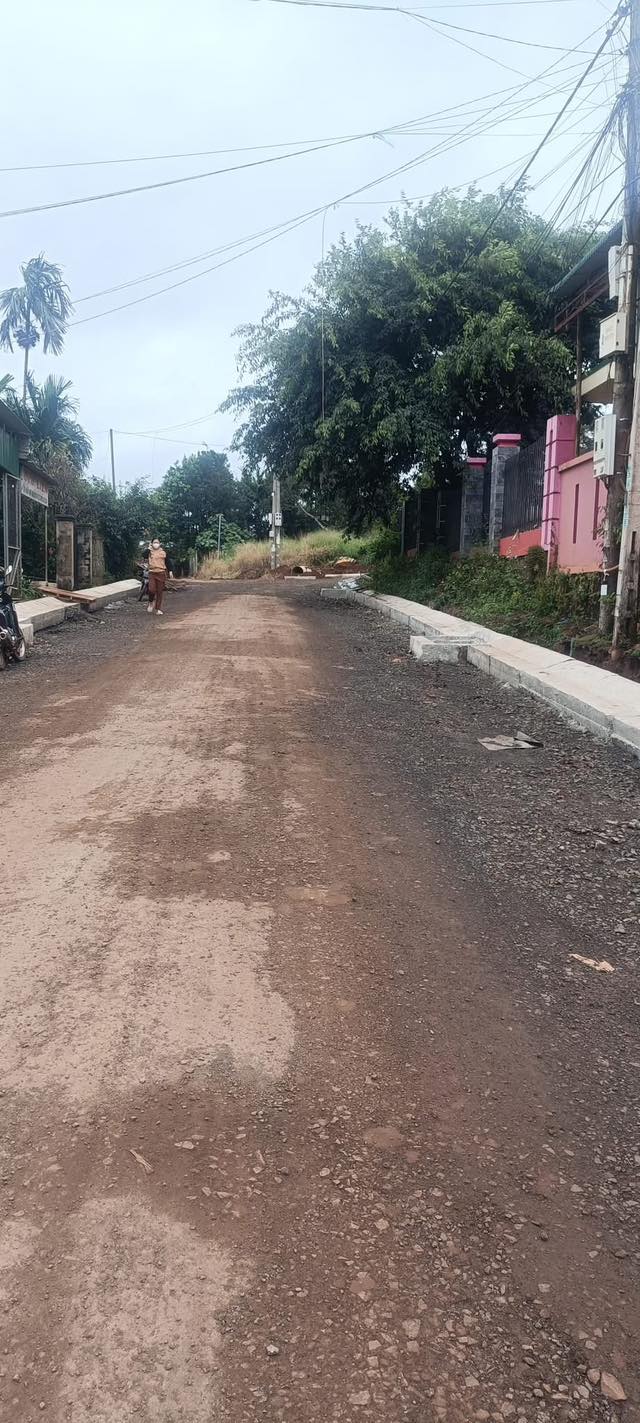 Đất nền mặt tiền đường Kaoke Cỏ May Củ, Đăk Mil 250m² - Giá 1.8 tỷ, thương lượng!