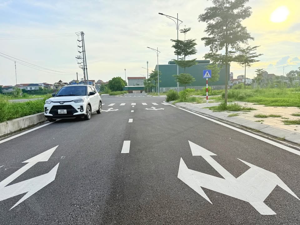 Đất nền Vân Du, Ân Thi 125m² giá chỉ 4.1 tỷ - Cơ hội đầu tư tuyệt vời!