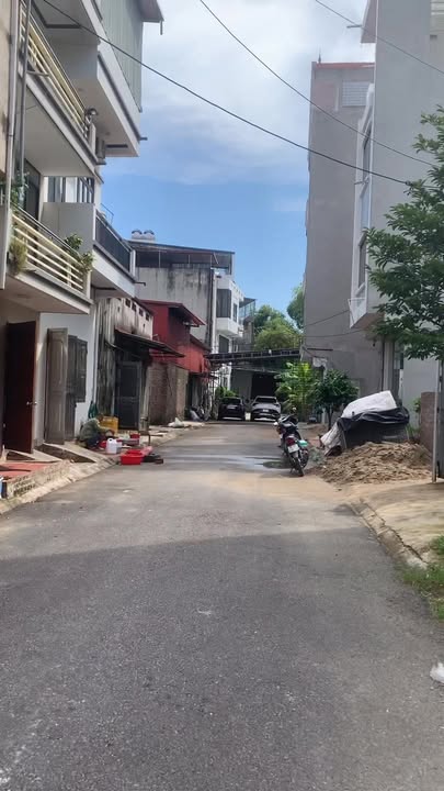 Nhà riêng Thị Trấn Thắng 80m² giá 1.9 tỷ - Vị trí đẹp, thương lượng tốt!