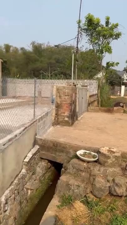 Đất nền Lạc Lương Yên Thủy 1100m² giá 1 tỷ - Lô góc hai mặt tiền đẹp