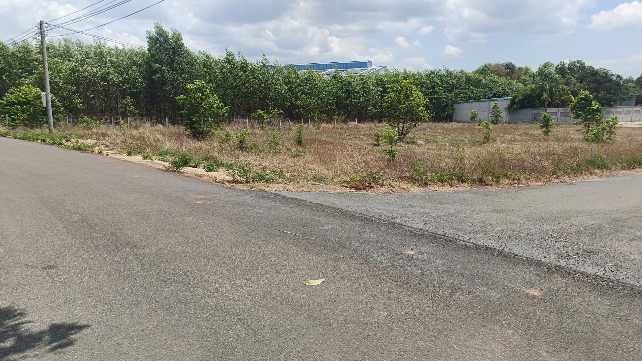 Đất nền Tóc Tiên 267m² giá 1.5 tỷ - Lô góc 2 mặt tiền, cơ hội đầu tư vàng!