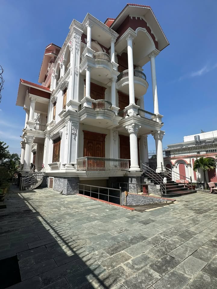 Biệt thự cho thuê đường Nguyễn Đức Thuận, Thủ Dầu Một - 525m² - Thiết kế sang trọng, thích hợp kinh doanh