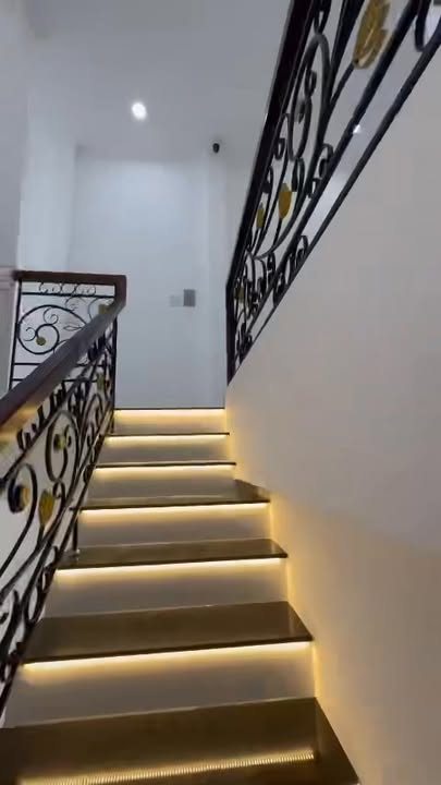 Nhà phố 1 lầu tại Mỹ Tho 95m² giá 2.95 tỷ - Thiết kế tân cổ điển sang trọng!