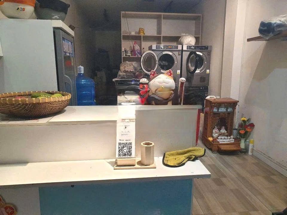 Cho thuê mặt bằng 17A Thành Thái, quận 10 diện tích 27m² - Phù hợp kinh doanh tự do!