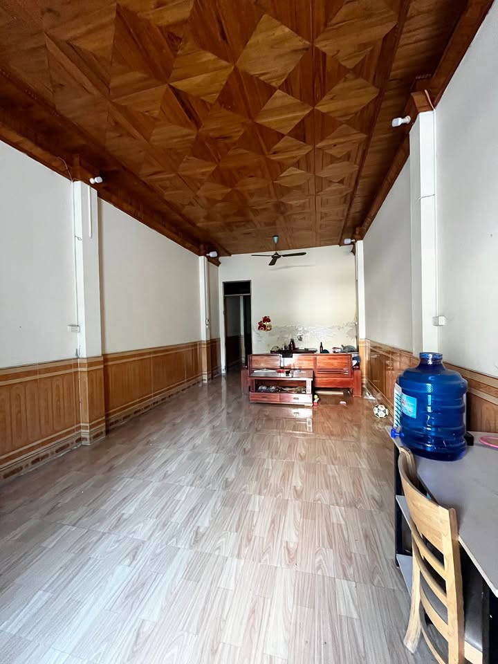 Nhà cấp 4 bán gấp tại phường Cốc Lếu, Lào Cai - Giá 3 tỷ thương lượng!