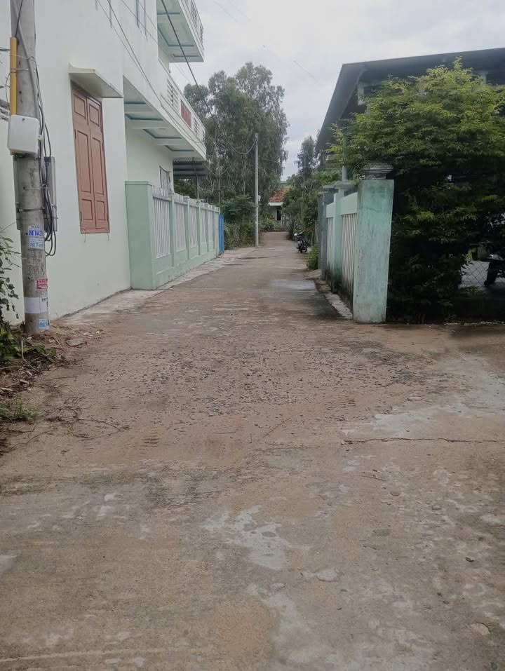 Nhà khu phố Phú Hiệp 3, Hòa Hiệp Trung, 132m² giá thỏa thuận - Vị trí đắc địa gần biển!