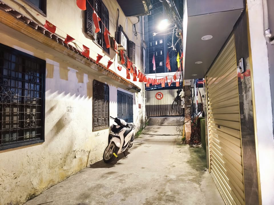 Nhà riêng Kim Mã, Ba Đình 36m² giá 6.45 tỷ - Ngõ thông, vị trí đắc địa!