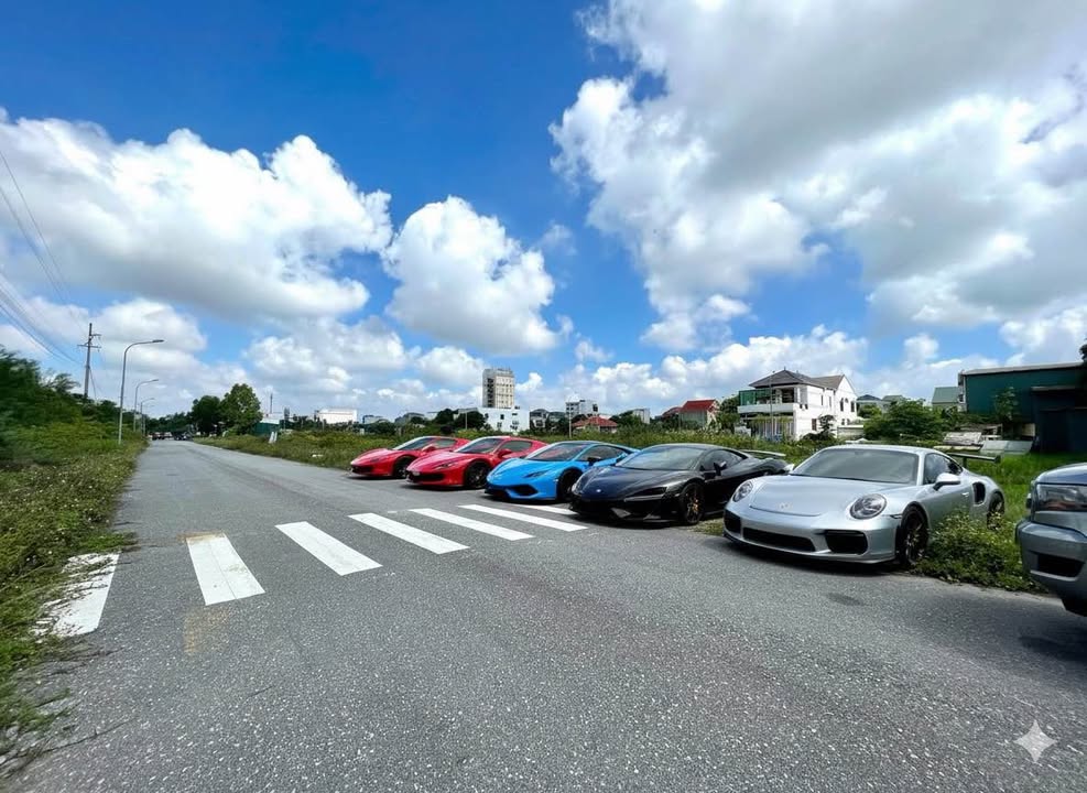 Biệt thự Townhouse Thạch Trung 324m² giá 7 tỷ - Hàng hiếm không thể bỏ lỡ!