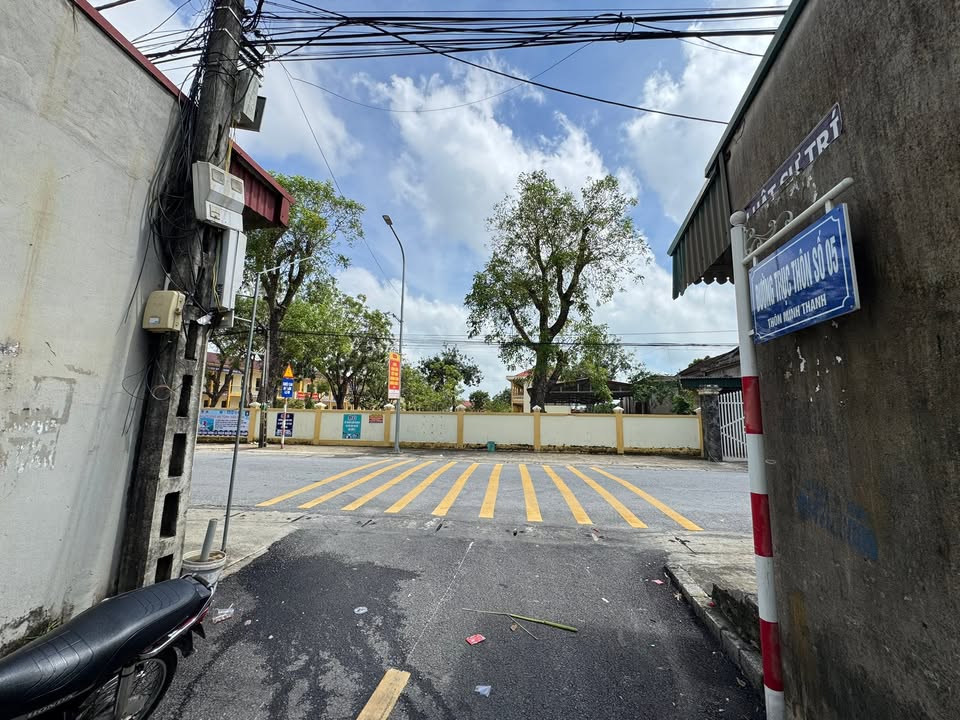 Đất nền Minh Lộc Hậu Lộc 63m² giá 1 tỷ - Pháp lý rõ ràng, gần trường học!