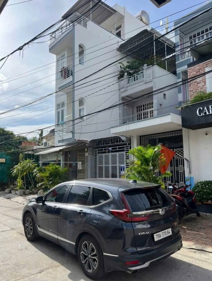 Nhà nguyên căn Trần Quang Khải Nha Trang 83m² giá 20 triệu - Thích hợp kinh doanh