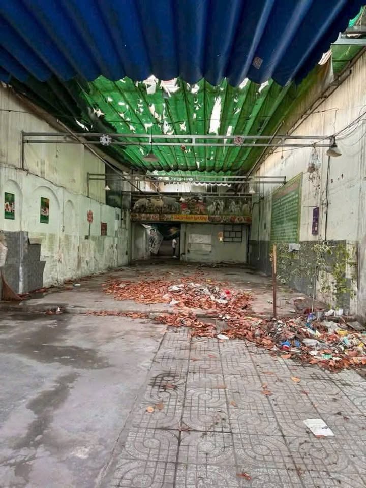 Bán gấp FrontHouse 156 Trần Quang Khải, Quận 1 - Diện tích 277m² - Phù hợp xây dựng mới!