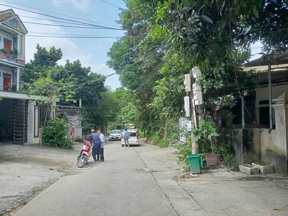 Đất thổ cư Nông Tiến 201m² giá 4.1 tỷ - Vị trí cao ráo, thuận tiện giao thông!