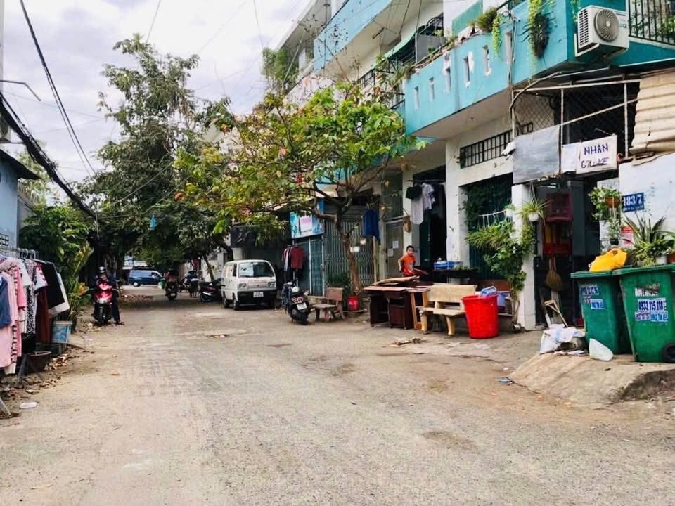 Căn hộ dịch vụ 183/7 Đường số 28, Gò Vấp 320m² giá 30.5 tỷ - Đầu tư sinh lời hấp dẫn!