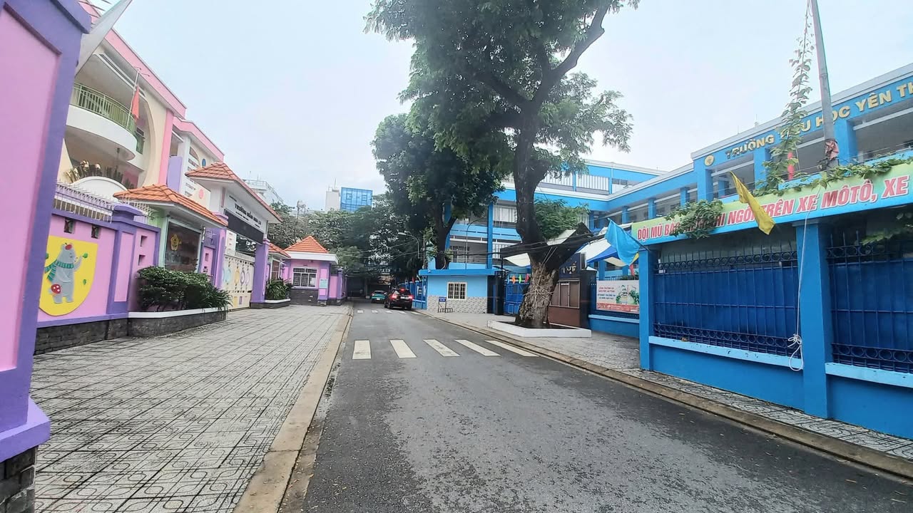 Nhà 4 tầng Tân Bình 162m² giá 22 tỷ - Nở hậu tài lộc, vị trí đắc địa!