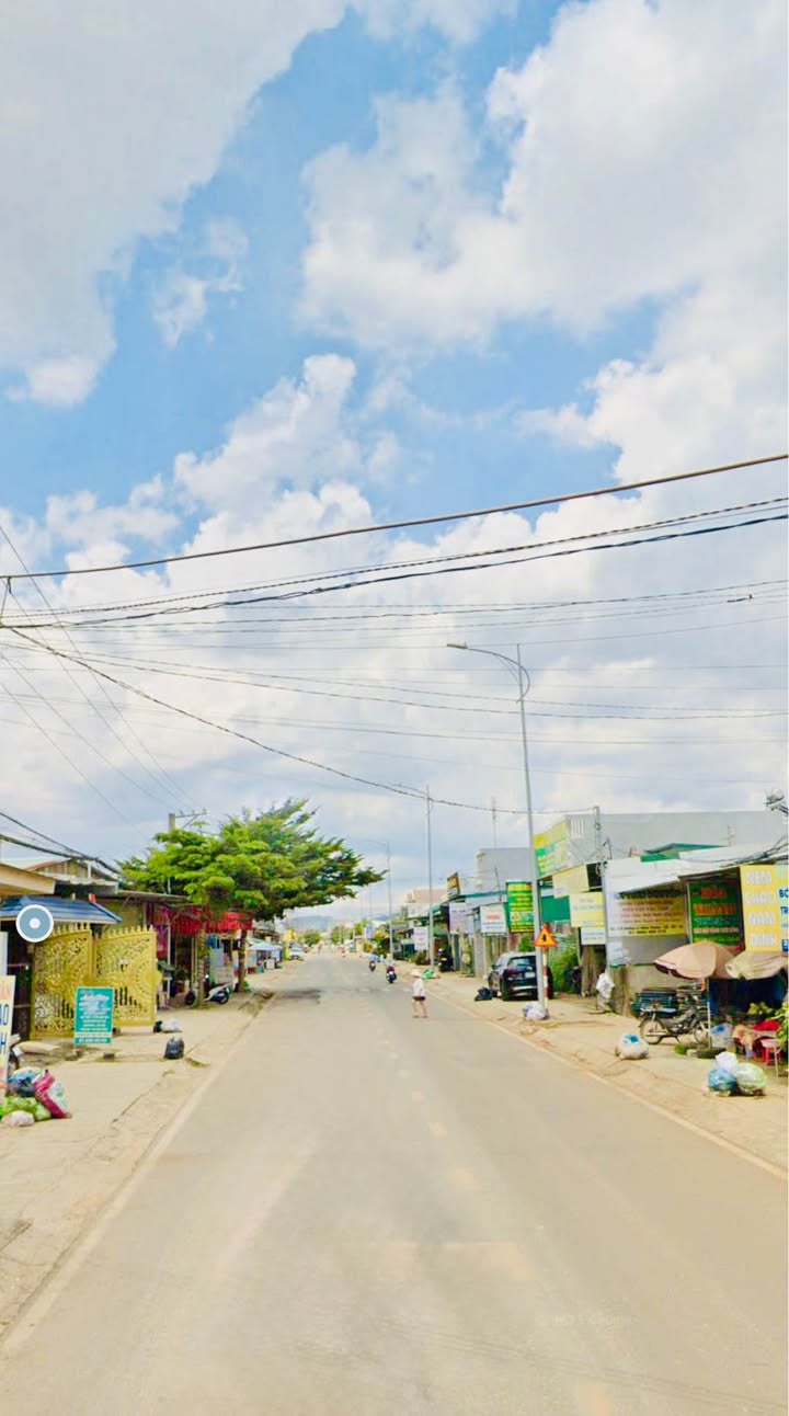 Nhà mặt tiền Lê Hồng Phong, Đức Trọng 100m² giá 4.6 tỷ - Cơ hội kinh doanh tuyệt vời!