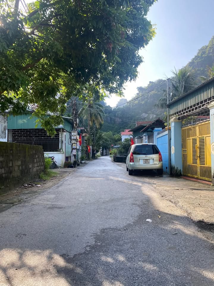 Đất nền Cẩm Phả, Quang Hanh 70m² giá 900 triệu - Đường nhựa ô tô tránh nhau!