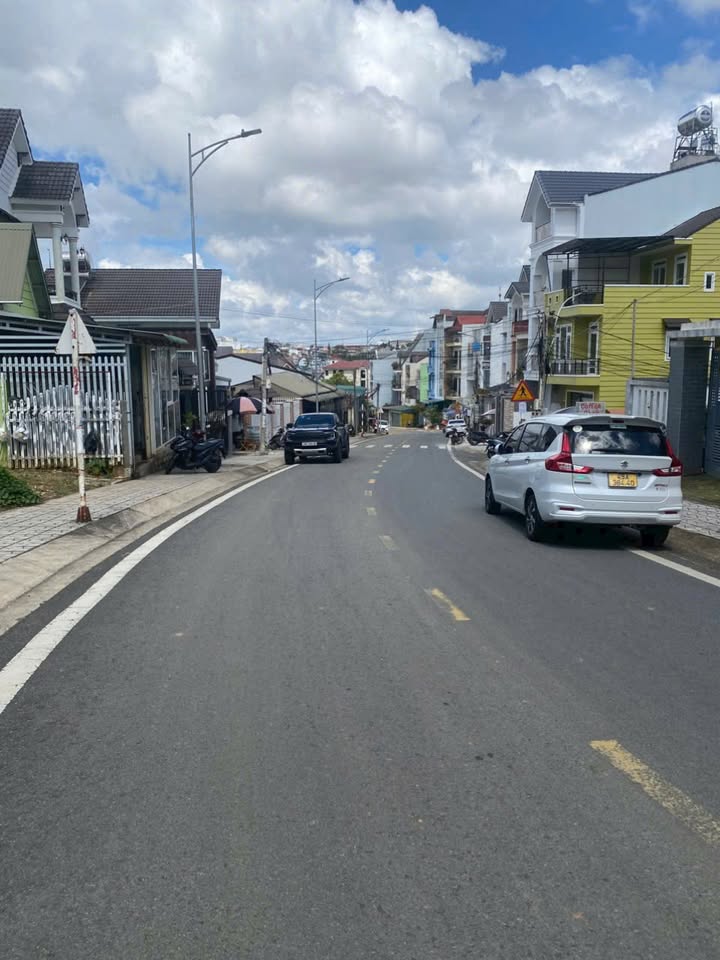 Đất mặt tiền Tô Hiến Thành Đà Lạt 111.4m² giá 12 tỷ - Đầu tư sinh lời hấp dẫn!