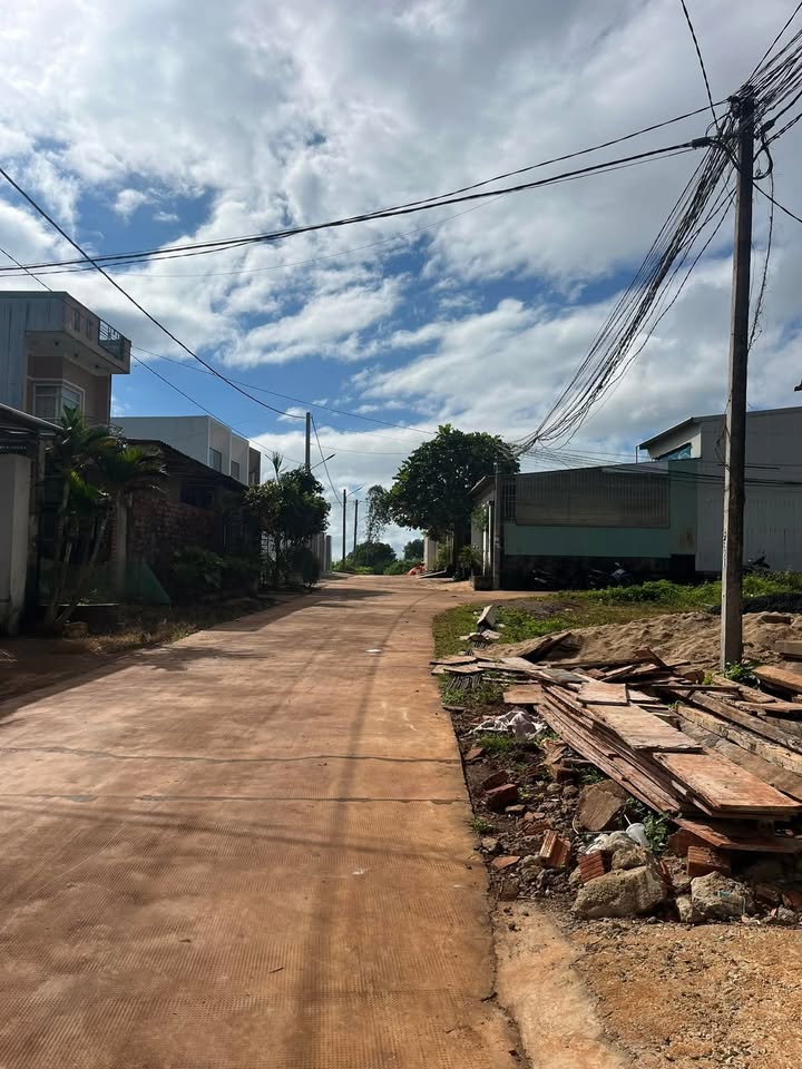 Đất thổ cư hẻm Đặng Trần Côn, Trà Bá, 140m² giá 1 tỷ - Sổ đỏ chính chủ