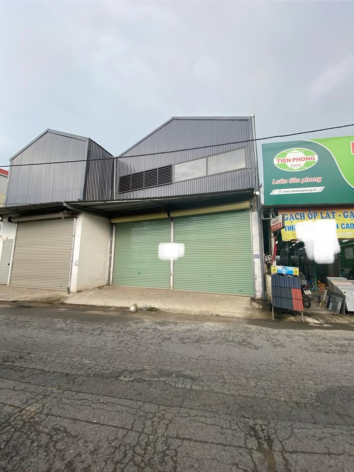 Nhà xưởng 600m² tại Nam Phù, Thanh Trì - Giá chỉ 6.48 tỷ, sẵn sàng hoạt động ngay!