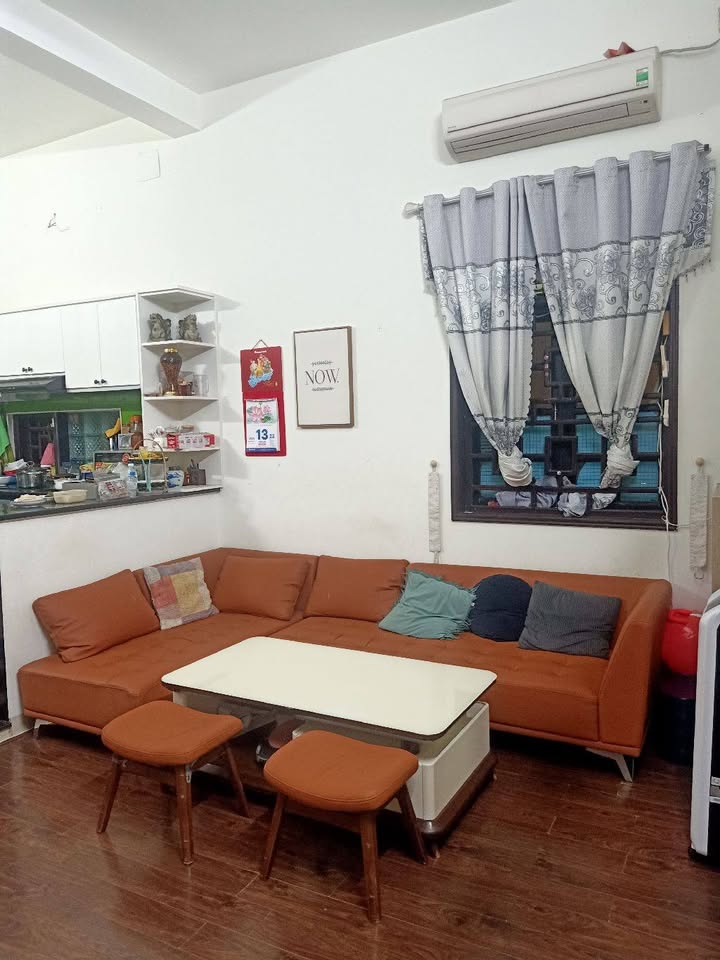 Nhà 2 tầng Phan Thúc Duyên 138m² giá 25.8 tỷ - Vị trí đắc địa, kinh doanh thuận lợi!