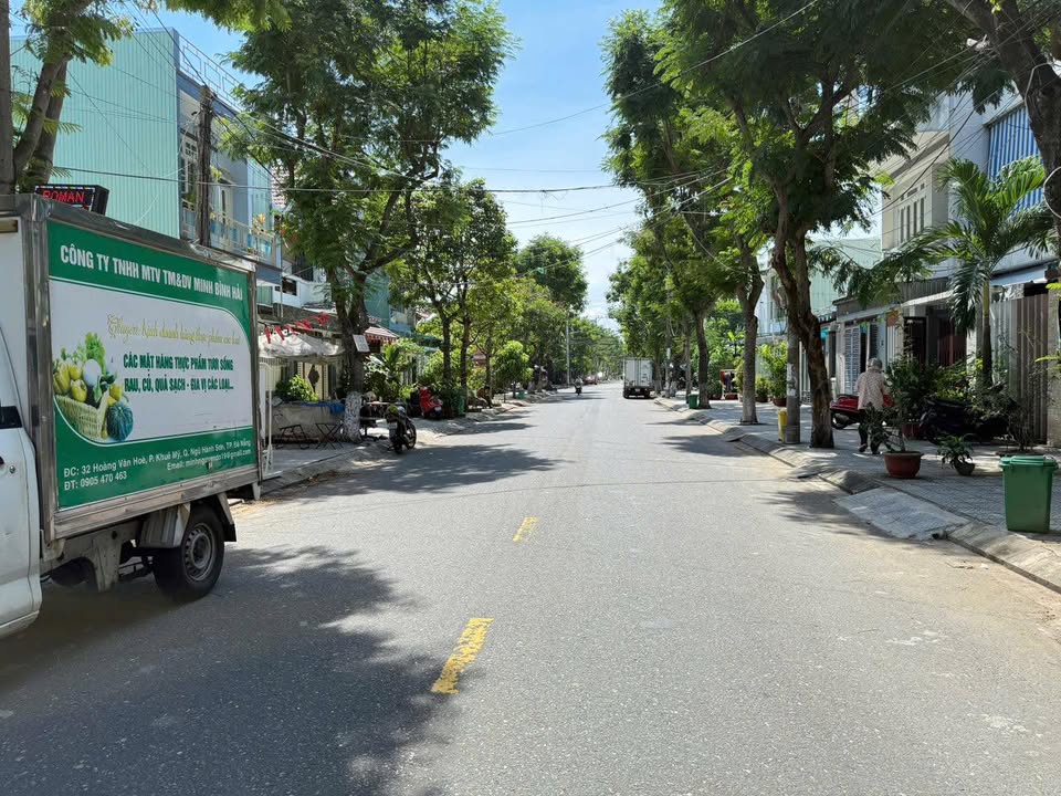 Nhà mặt tiền Hoàng Văn Hòe, Khuê Mỹ, Đà Nẵng 100m² giá 8.7 tỷ - Kinh doanh tốt!