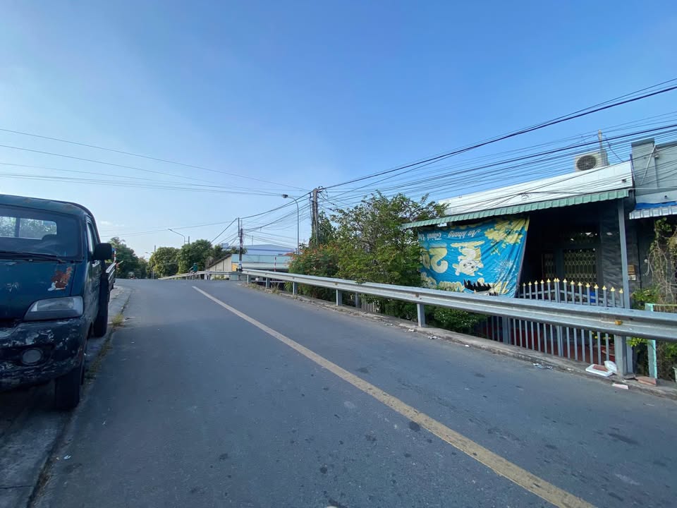 Nhà cấp 4 đường Đinh Bộ Lĩnh, phường Cao Lãnh 96.4m² giá 2.2 tỷ - Tiện nghi đầy đủ!