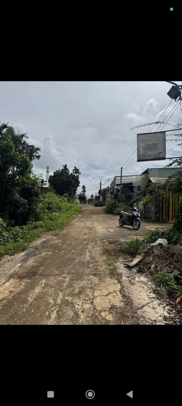 Đất mặt tiền Hồ Tùng Mậu, Buôn Hồ 420m² giá 4.48 tỷ - Cơ hội đầu tư tuyệt vời!