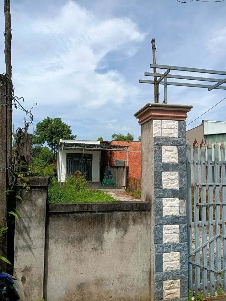 Đất nền Phước Tân 236.8m² giá thỏa thuận - Sân rộng, nhà cấp 4 sẵn có!