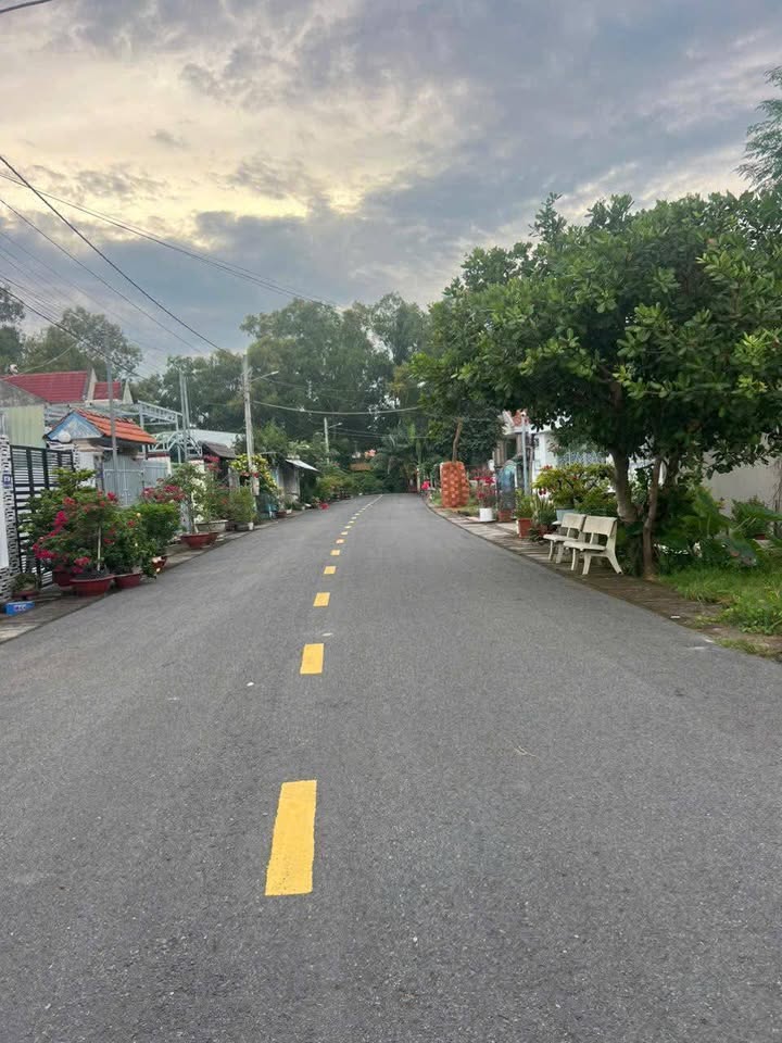 Đất nền đường Đặng Nguyên Cẩn 242m² giá 3.9 tỷ - Sổ đỏ chính chủ, thương lượng ngay!