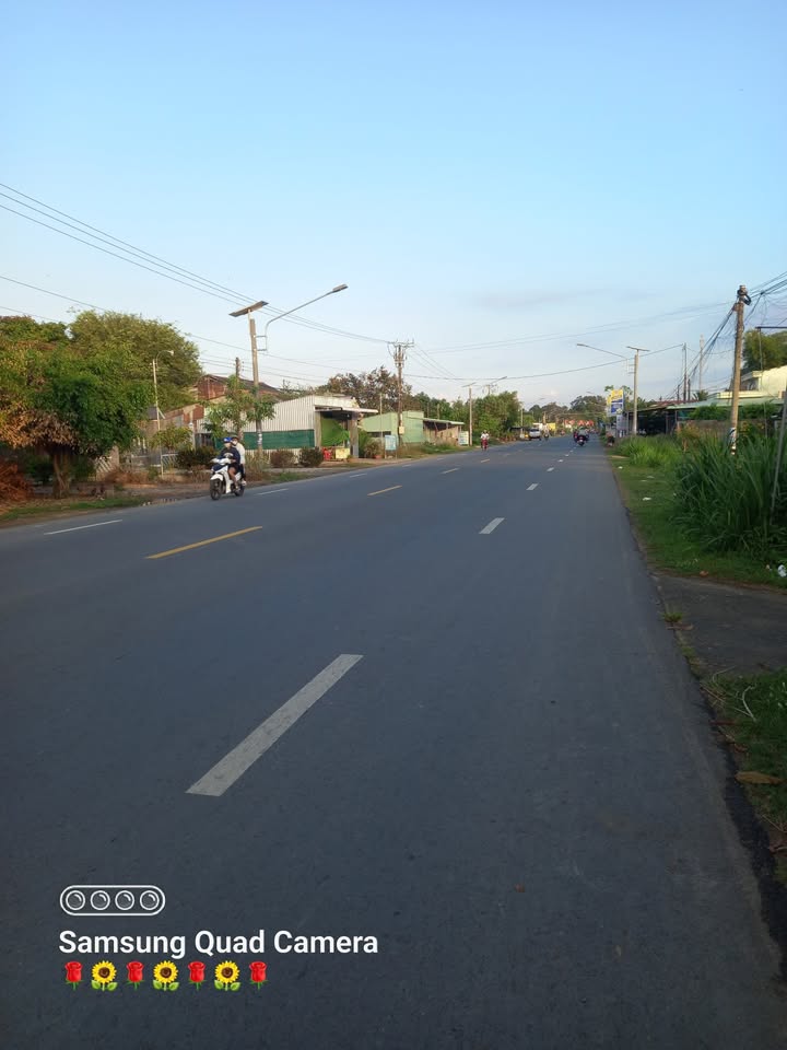 Đất thổ cư 300m² mặt Quốc lộ 54 - Giá chỉ 950 triệu, cơ hội đầu tư tốt!