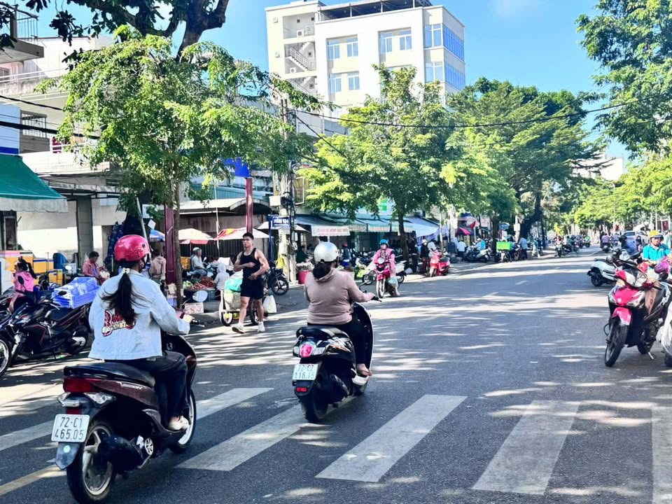 Nhà bán đường Xô Viết Nghệ Tĩnh, Vũng Tàu 145m² giá 15 tỷ - Vị trí đắc địa gần chợ!