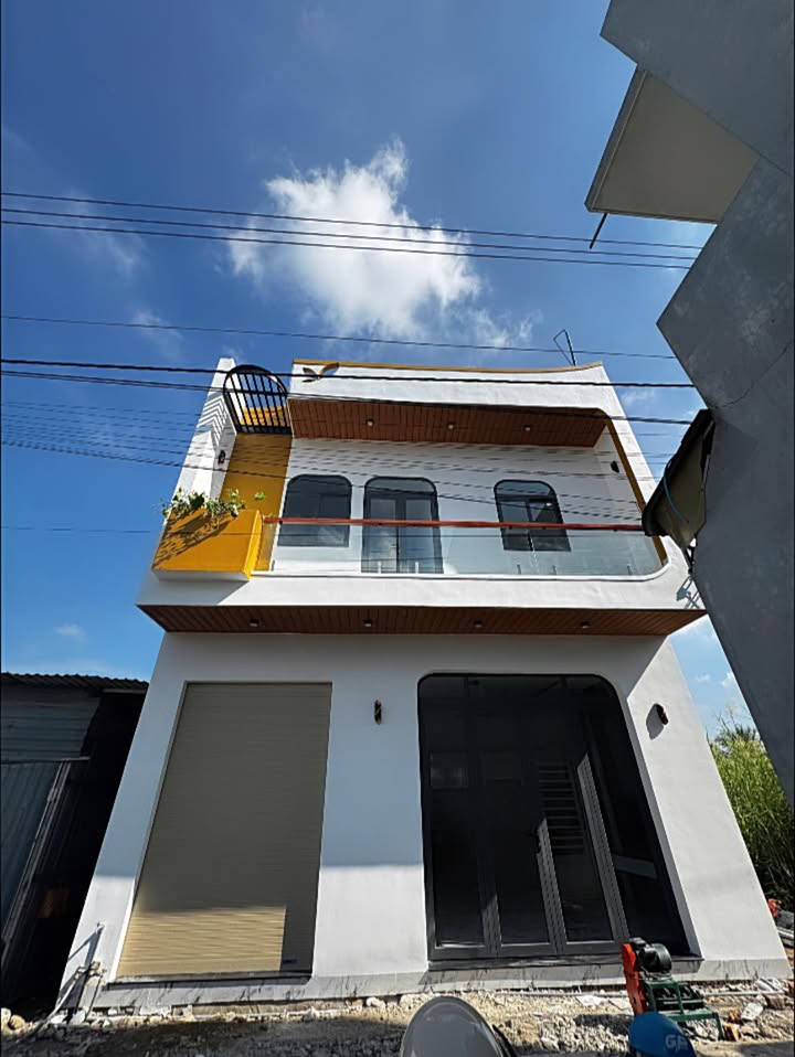 Nhà phố Mỹ Tho 56m² giá 2.05 tỷ - Thiết kế hiện đại, gần siêu thị!