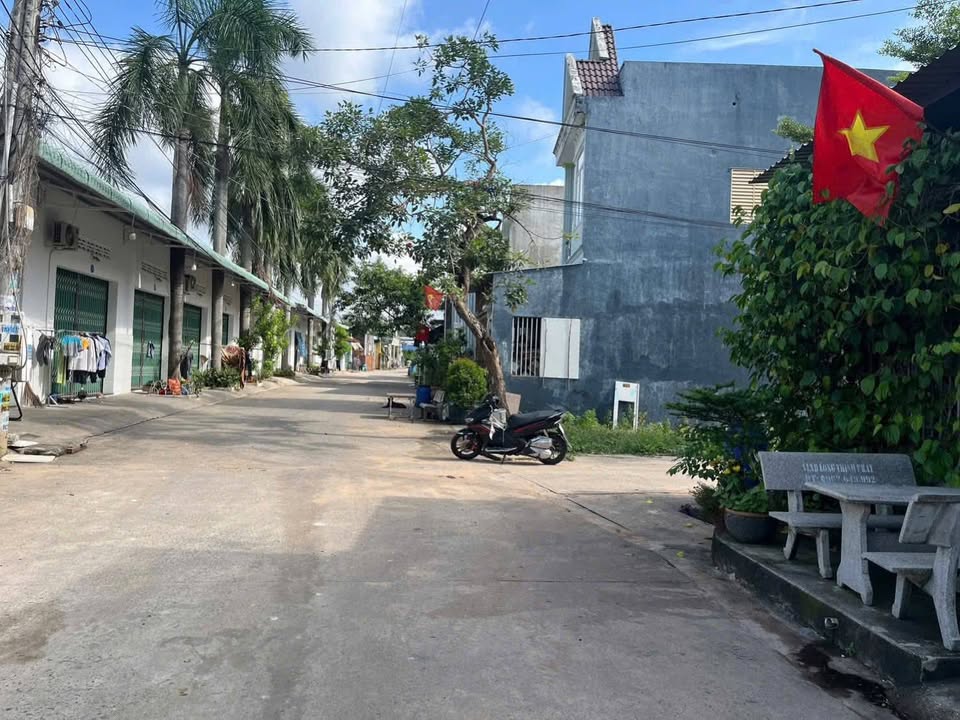 Đất KDC Thành Tuấn Tân Định 102m² giá 1.3 tỷ - Cơ hội đầu tư tuyệt vời!