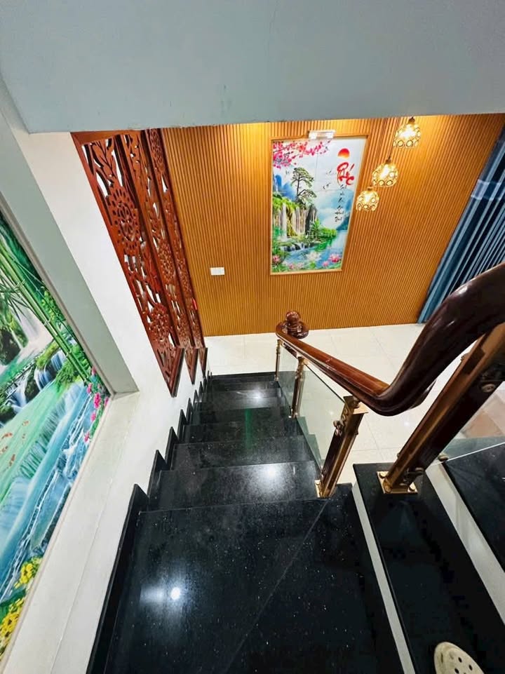 Nhà lầu Định Hòa, Thủ Dầu Một 118m² giá 3.3 tỷ - Bán gấp chính chủ!