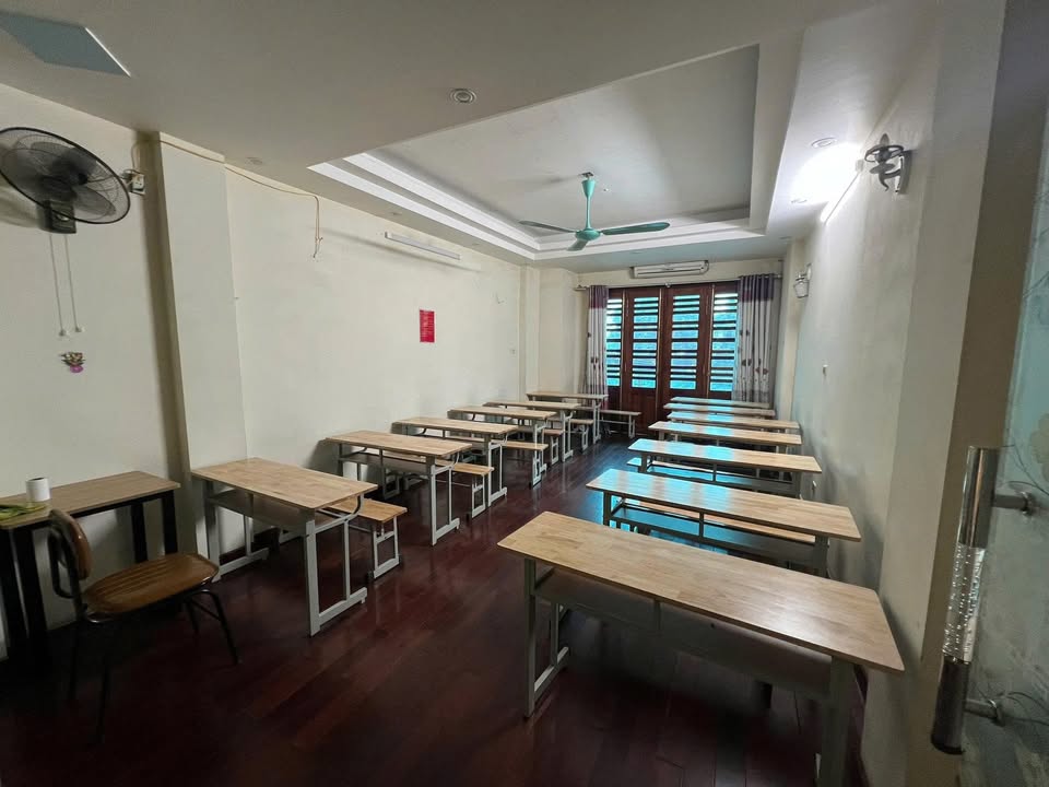 Nhà mặt đường Đầm Hồng, Khương Đình, Thanh Xuân 55m² - Cho thuê giá 18 triệu/tháng!