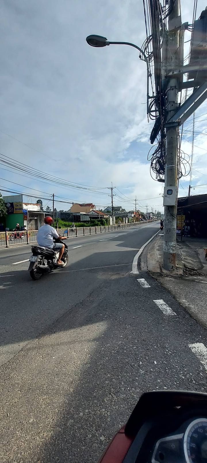 Nhà mặt tiền Tỉnh lộ 8, Củ Chi 275m² giá 5 tỷ - Kinh doanh đa ngành nghề!