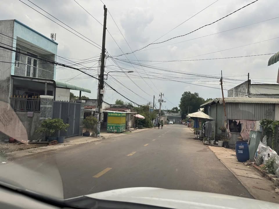 Nhà phố 1 trệt 1 lầu, 3 phòng ngủ, 77m² tại Khánh Bình, Tân Uyên - Giá 3 tỷ, thương lượng!