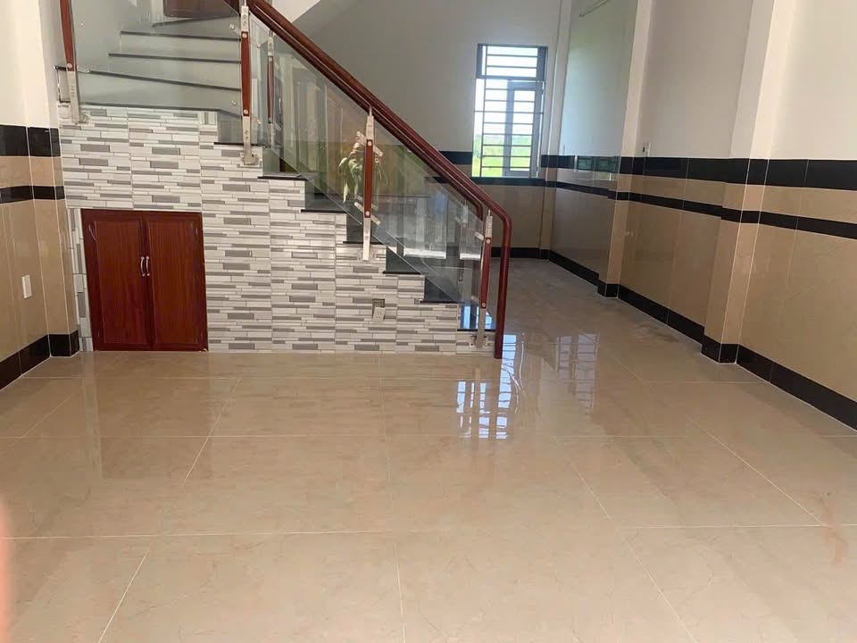 Nhà 1 Trệt 1 Lầu 50m² tại Ấp 10, Củ Chi chỉ 1.15 tỷ - Chính chủ bán gấp!