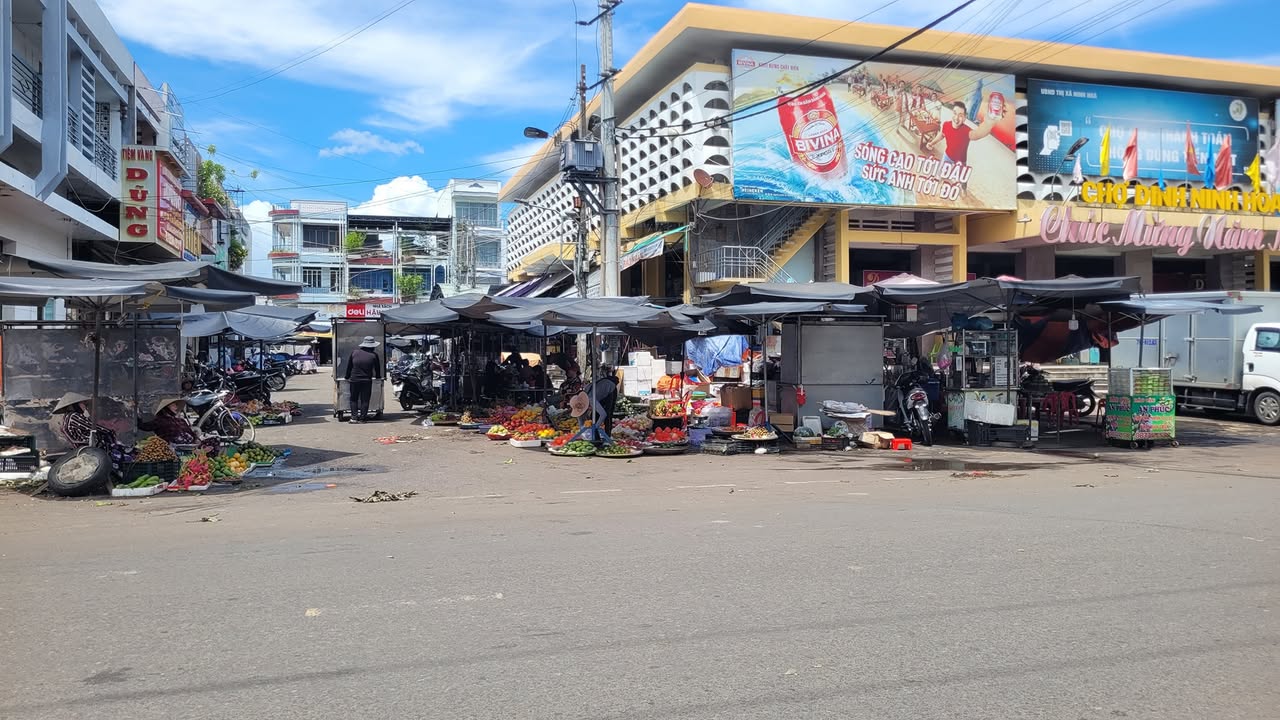 Mặt bằng kinh doanh FrontHouse Ninh Hòa 96m² giá 1.874 tỷ - Cơ hội vàng cho nhà đầu tư!