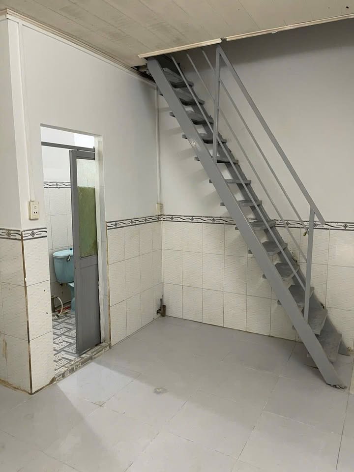 Nhà riêng bán gấp tại Bình Hưng, Bình Chánh 28m² giá 1.3 tỷ - Pháp lý rõ ràng!