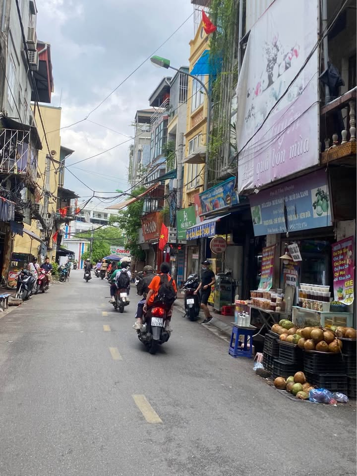 Nhà mặt ngõ kinh doanh Đống Đa 33m² giá 7.7 tỷ - Chính chủ cần bán gấp!