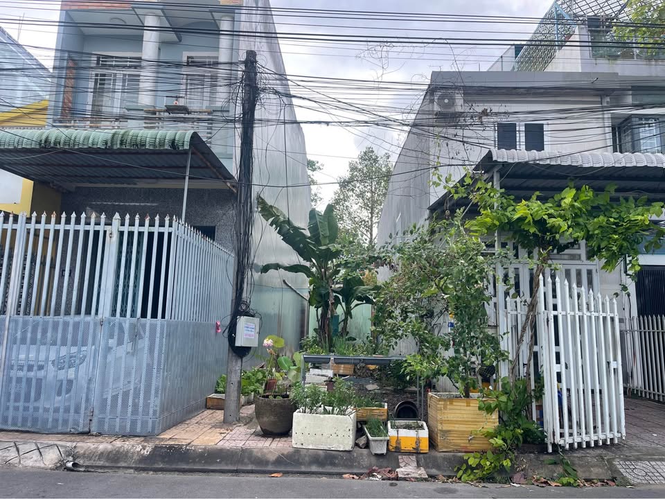 Đất nền KDC Nông Thổ Sản Cần Thơ 84m² giá 2.7 tỷ - Vị trí đắc địa gần trường học!