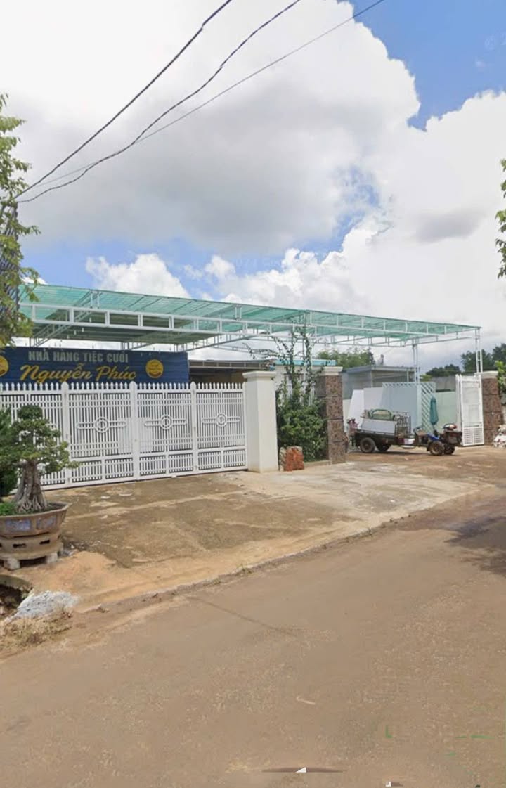 Nhà phố Lý Tự Trọng, Buôn Hồ 280m² giá 8.999 tỷ - Chính chủ cần bán gấp!