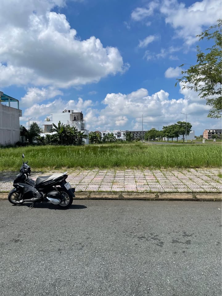 Đất nền Cà Mau 125m² giá thỏa thuận - Vị trí đẹp, gần hồ bơi