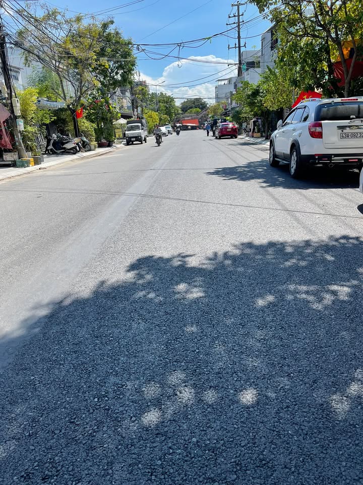 Nhà góc 2 tầng đường Trần Duy Chiến, Sơn Trà 72m² chỉ 5 tỷ - Cơ hội đầu tư tuyệt vời!