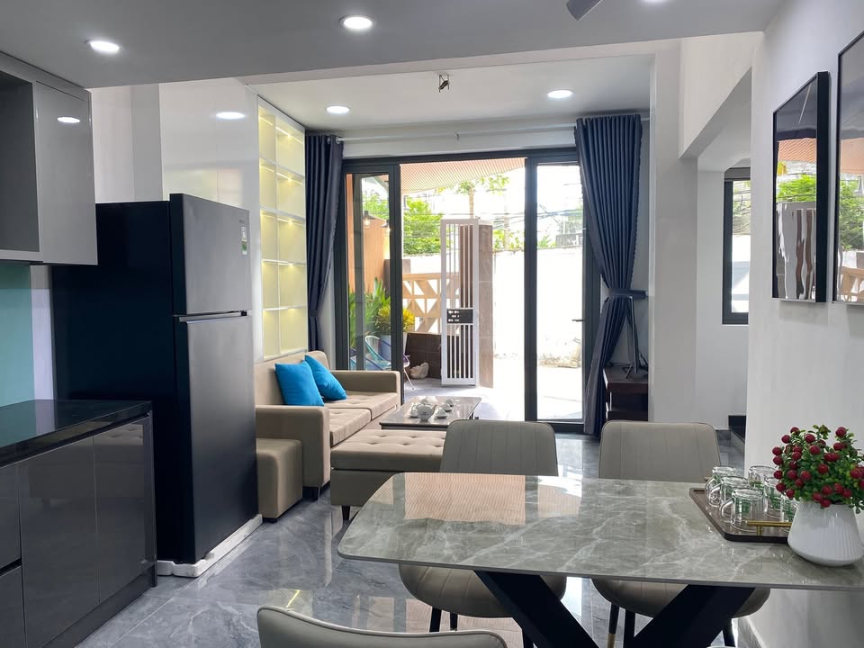 Nhà bán kiệt ô tô đường Dũng Sĩ Thanh Khê 61m² giá 4 tỷ - Vị trí trung tâm thuận lợi!