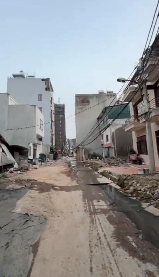 Bán đất An Dương Vương Tây Hồ 40m² giá 6 tỷ - Lô góc 3 mặt thoáng, ô tô vào tận nhà!